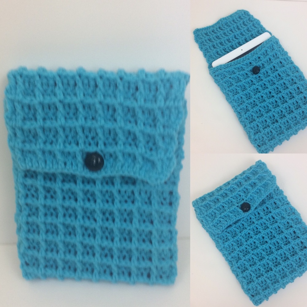 Handmade Crochet iPad cover in Turquoise